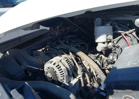 2010 Chevrolet Tahoe Ls z USA, uszkodzony, nr VIN 1GNMCAE06AR229990